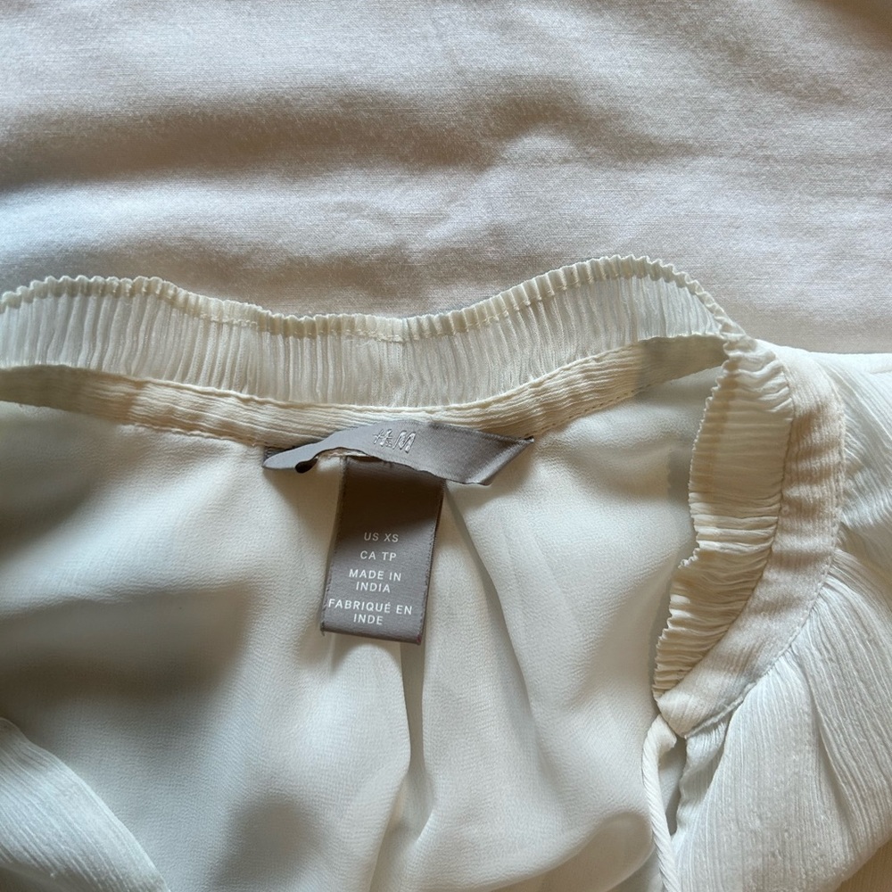 White HM top - Picture 4 of 4